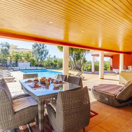 Appartamento Escape To Paradise Stunning Nestled Near Porto De Mos