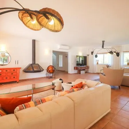 Appartamento Escape To Paradise Stunning Nestled Near Porto De Mos