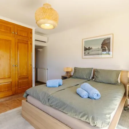Apartmán Escape To Paradise Stunning Nestled Near Porto De Mos